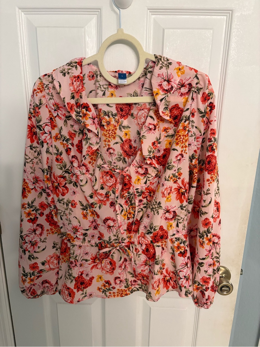 Old Navy Waist-Defined Ruffle-Trim Floral Top Blush Pink Large L NWT Style